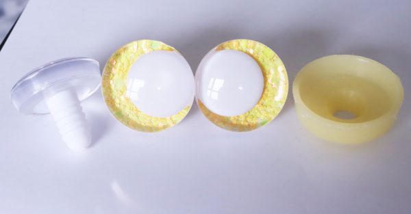 yellow  color 3D offcentre eyes white  pupil clear toy eyes with sinker washer 14mm-35mm option  for craft doll -T10