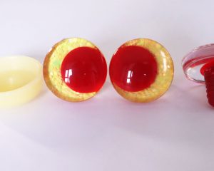 yellow color 3D offcentre eyes red pupil clear toy eyes with sinker washer 14mm-35mm option  for craft doll -T10